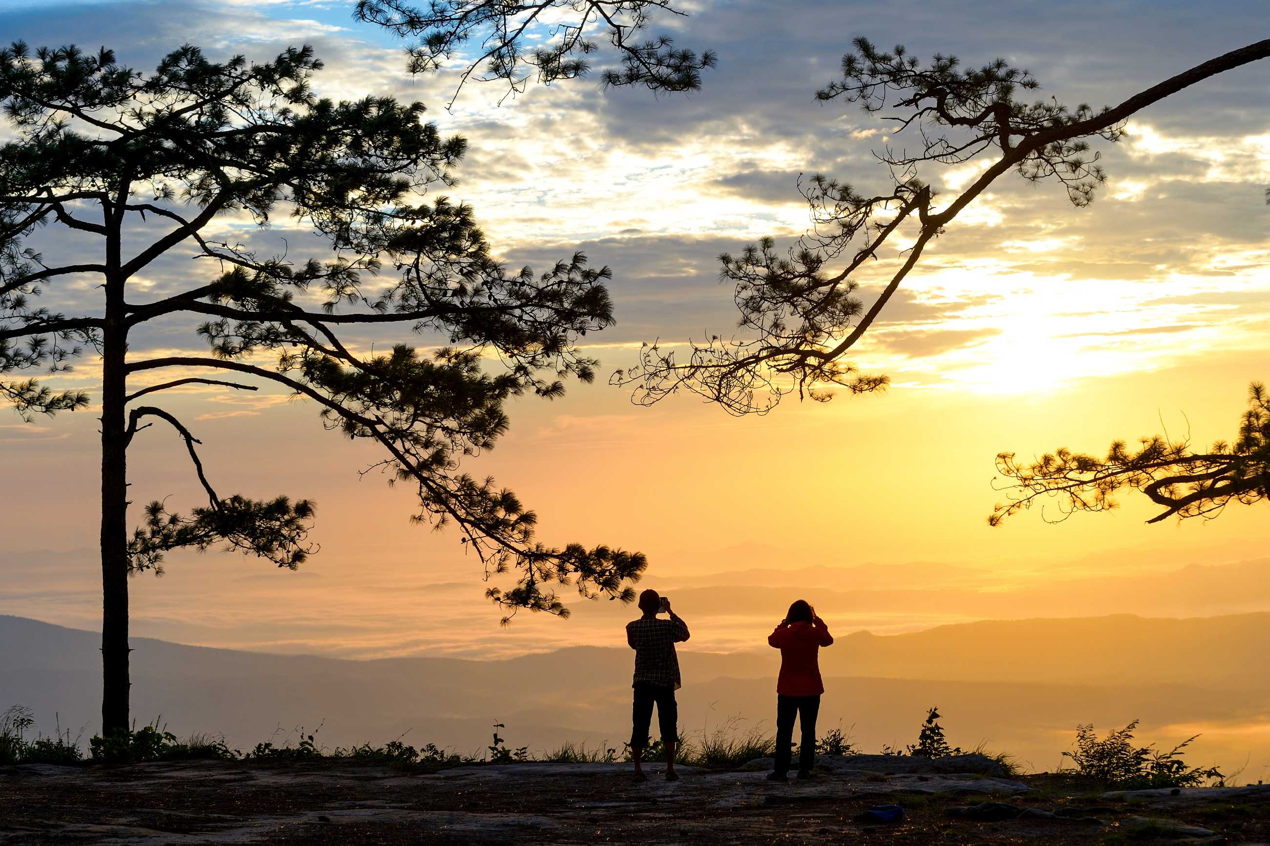 Bangkok-Phu Kradueng, Loei Province, one of the most famous natural tourist attractions in Thailand