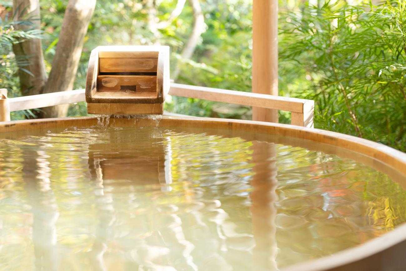 Osaka-Four healing hot spring hotels in Kyoto: 👋experience local traditions and customs