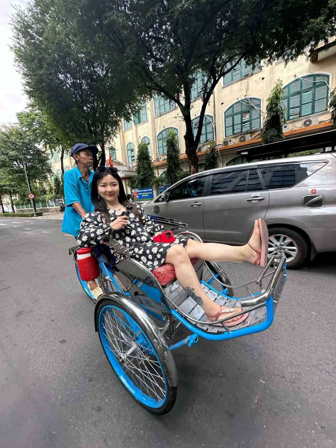 Ho Chi Minh-The most detailed Ho Chi Minh City Walk guide ever, shopping and tasting local food