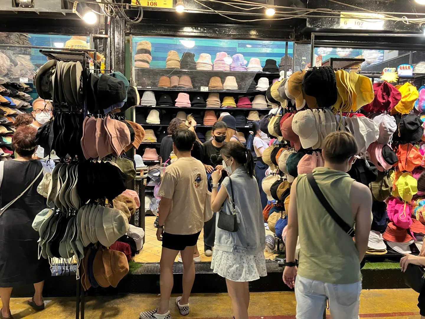 Bangkok-Chatuchak Weekend Market (JJ market) in Bangkok, with a wide variety of goods at low prices