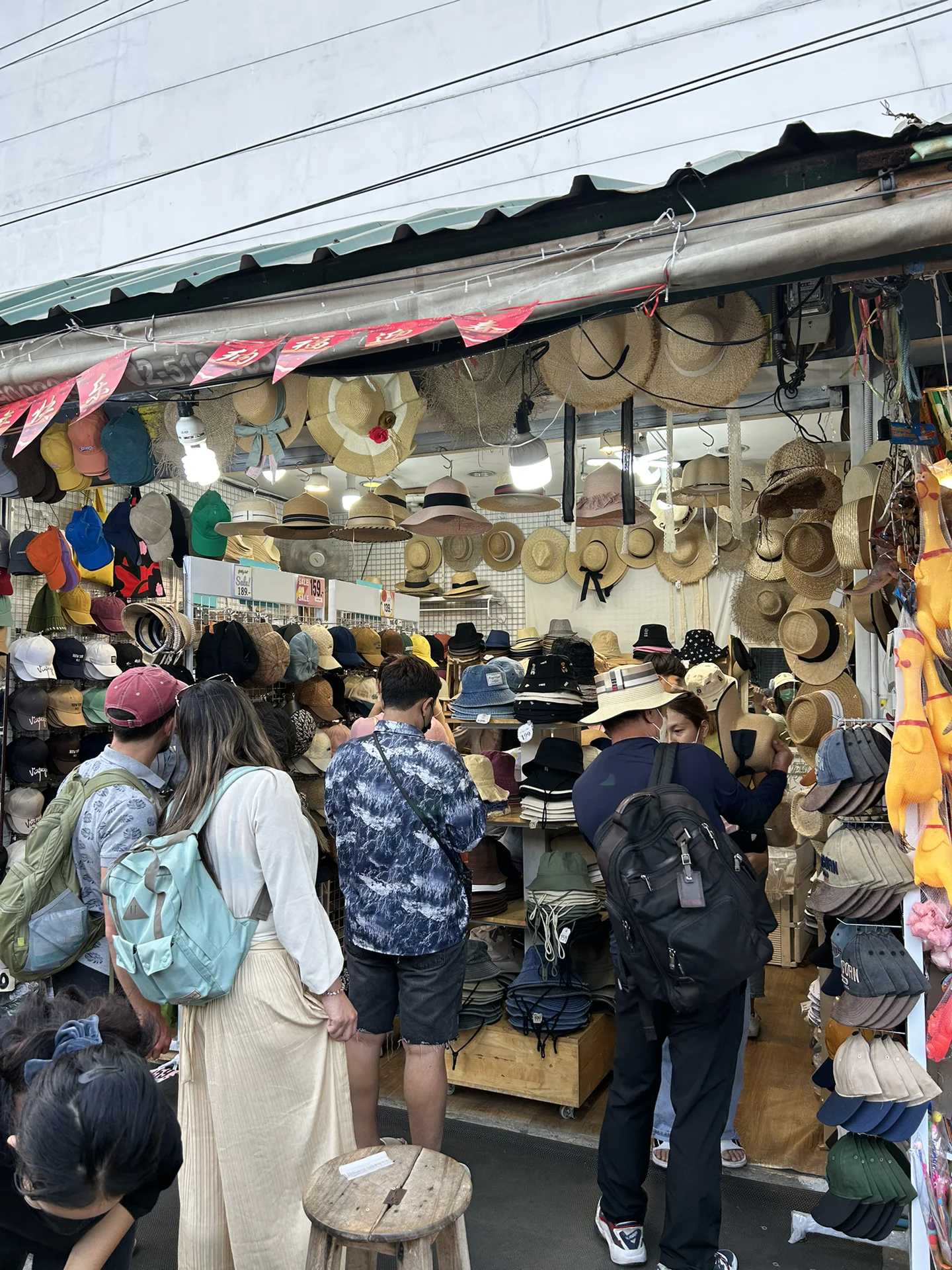 Bangkok-Chatuchak Weekend Market (JJ market) in Bangkok, with a wide variety of goods at low prices