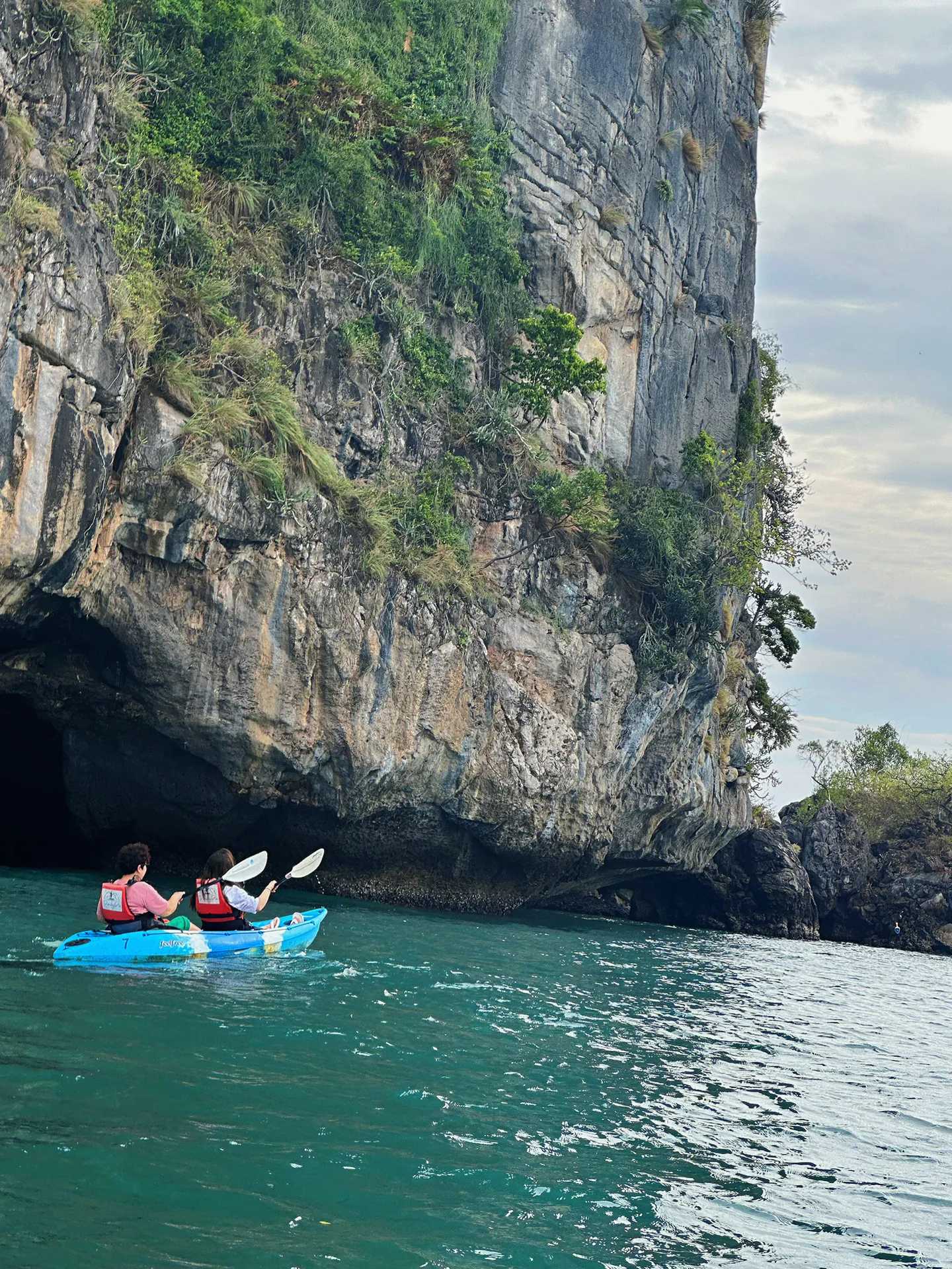 Krabi-Railay Beach, Krabi, Thailand, kayaking, 😬island hopping and beach walking