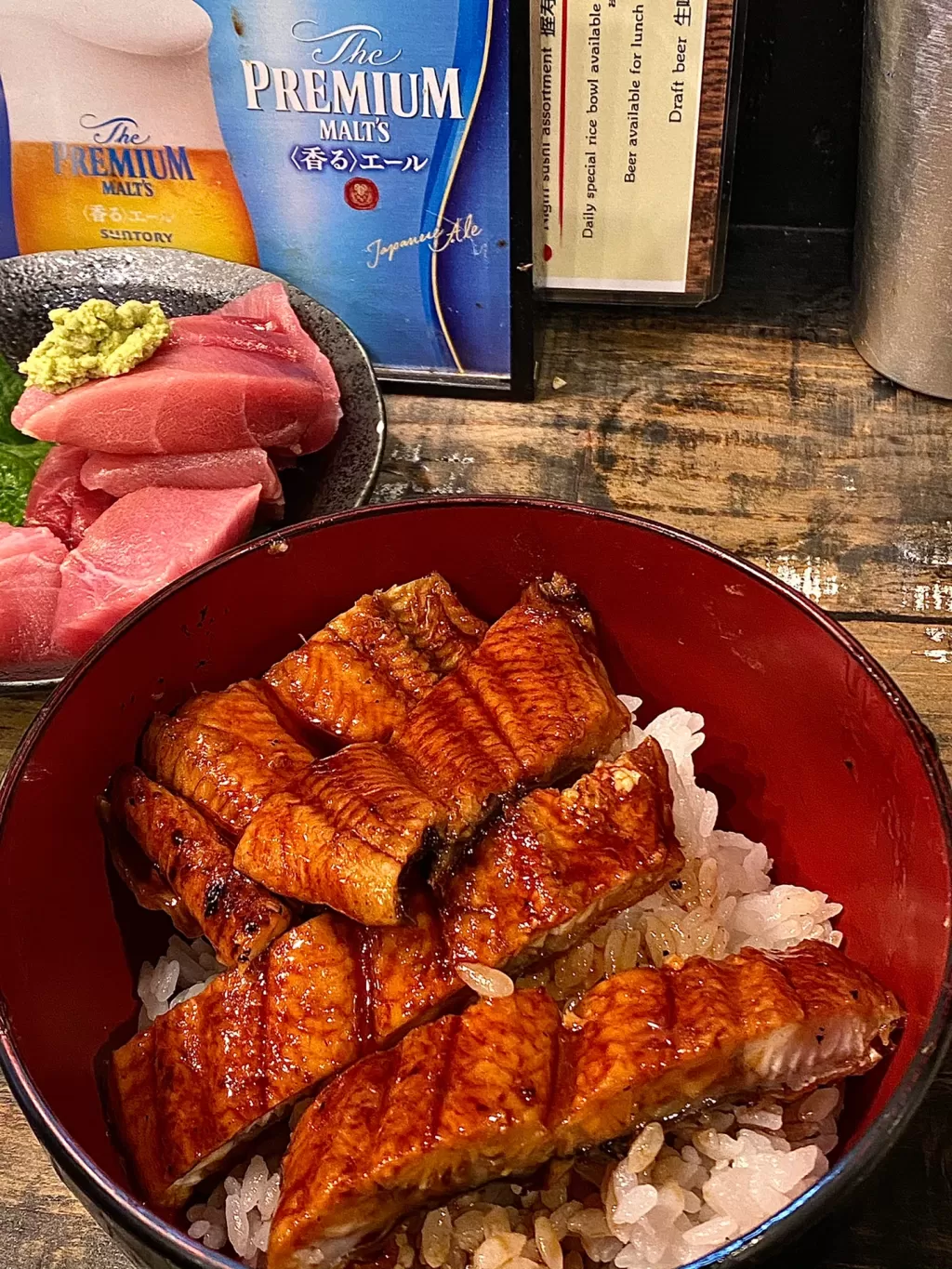 Osaka-Gokai Tachi Sushi, fresh and cost-effective sea urchin rice next to Osaka Kuromon Market