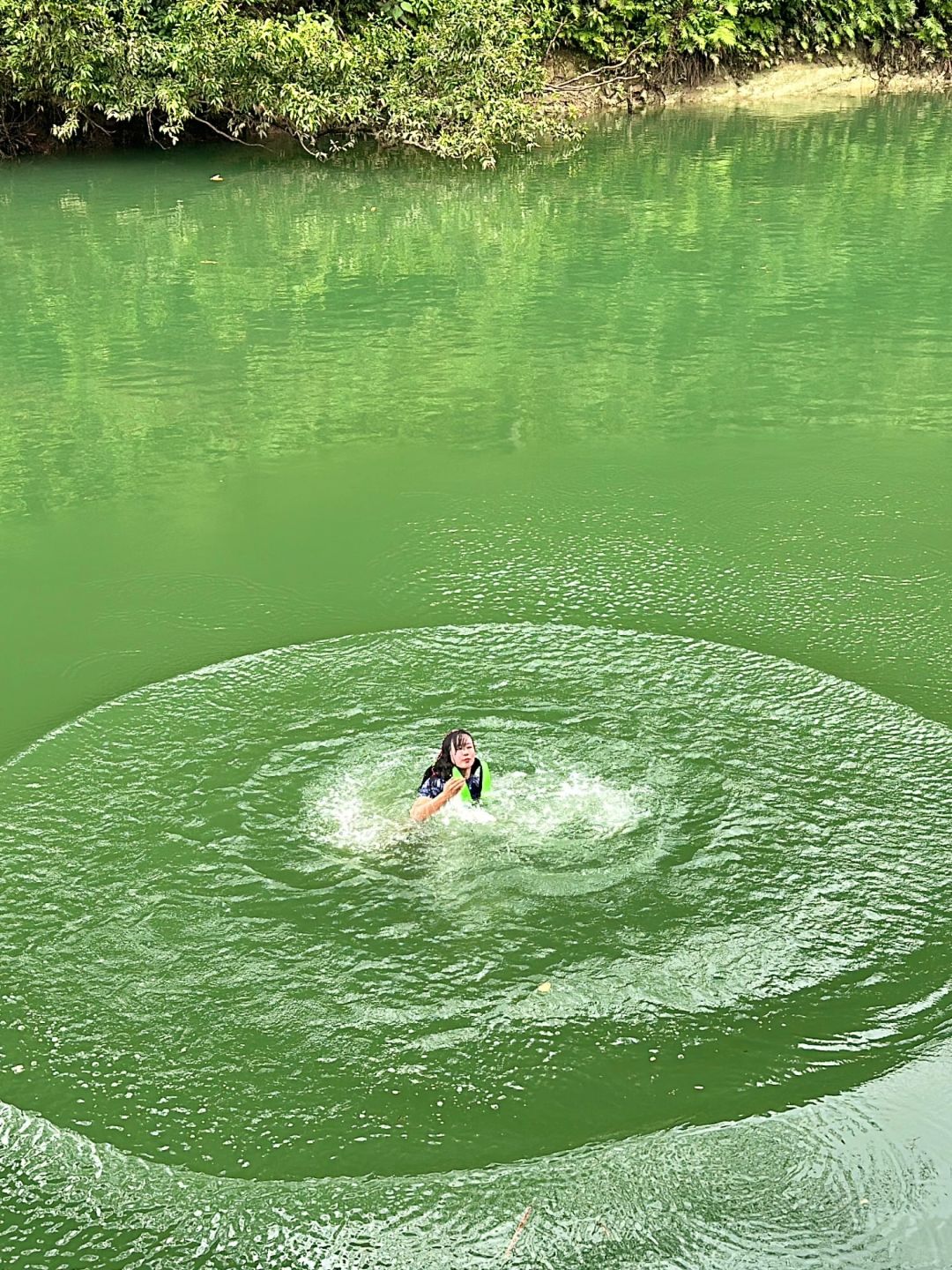 Boracay-This Amazon-style jungle waterfall in Bohol offers caves, bamboo rafts, and paddleboards