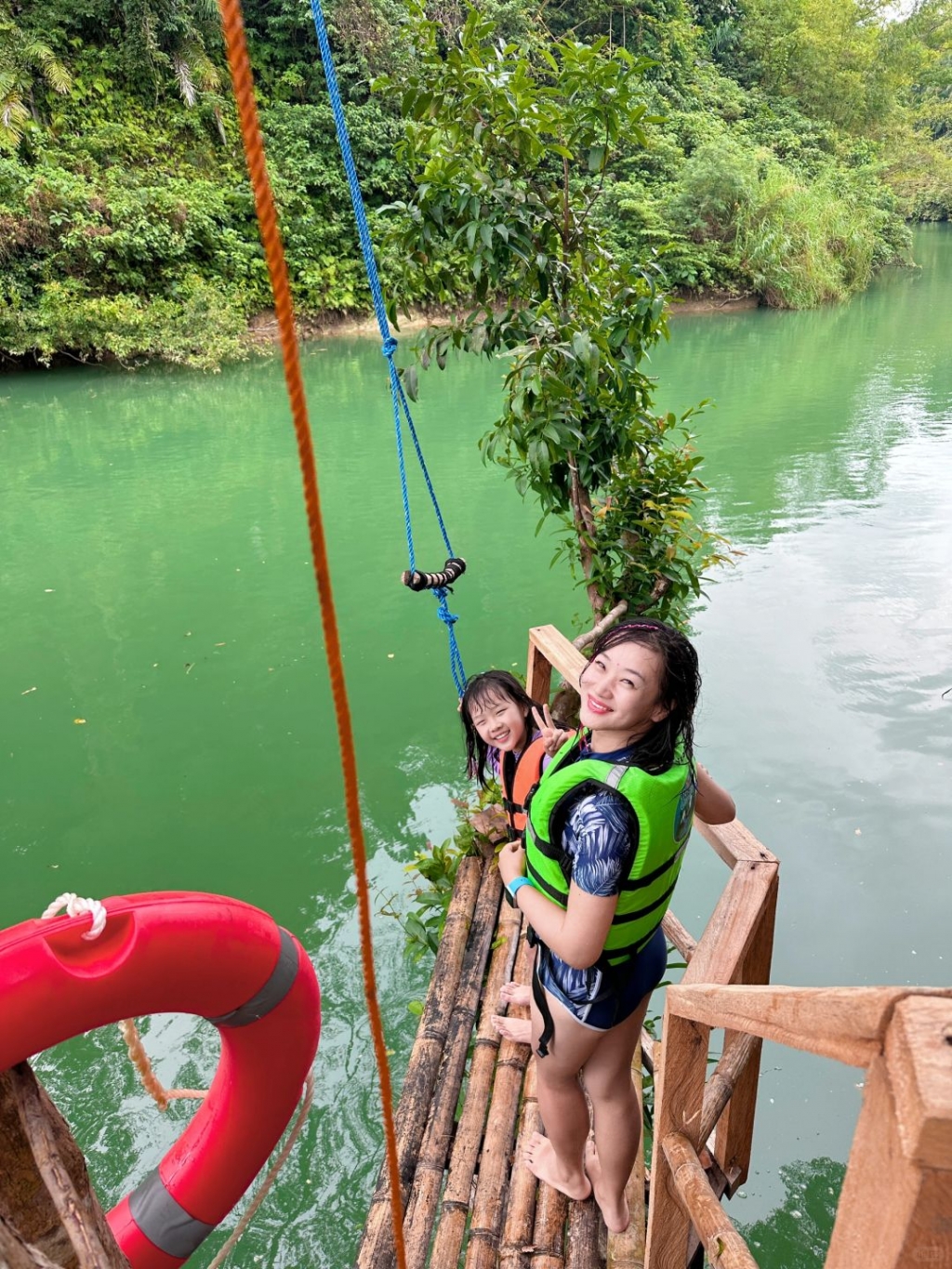 Boracay-This Amazon-style jungle waterfall in Bohol offers caves, bamboo rafts, and paddleboards