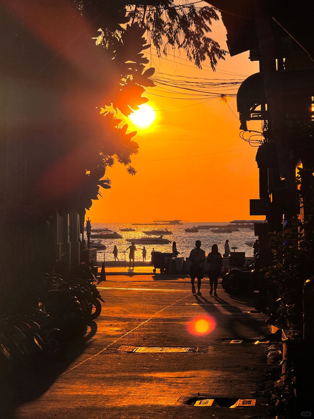 Pattaya-A person watching the beautiful sea sunset in Pattaya, impressionistic romance