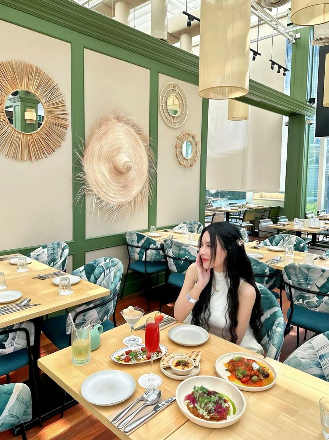 Singapore-Friends traveling to Singapore, please bring your Crush to these 5 restaurants for a date