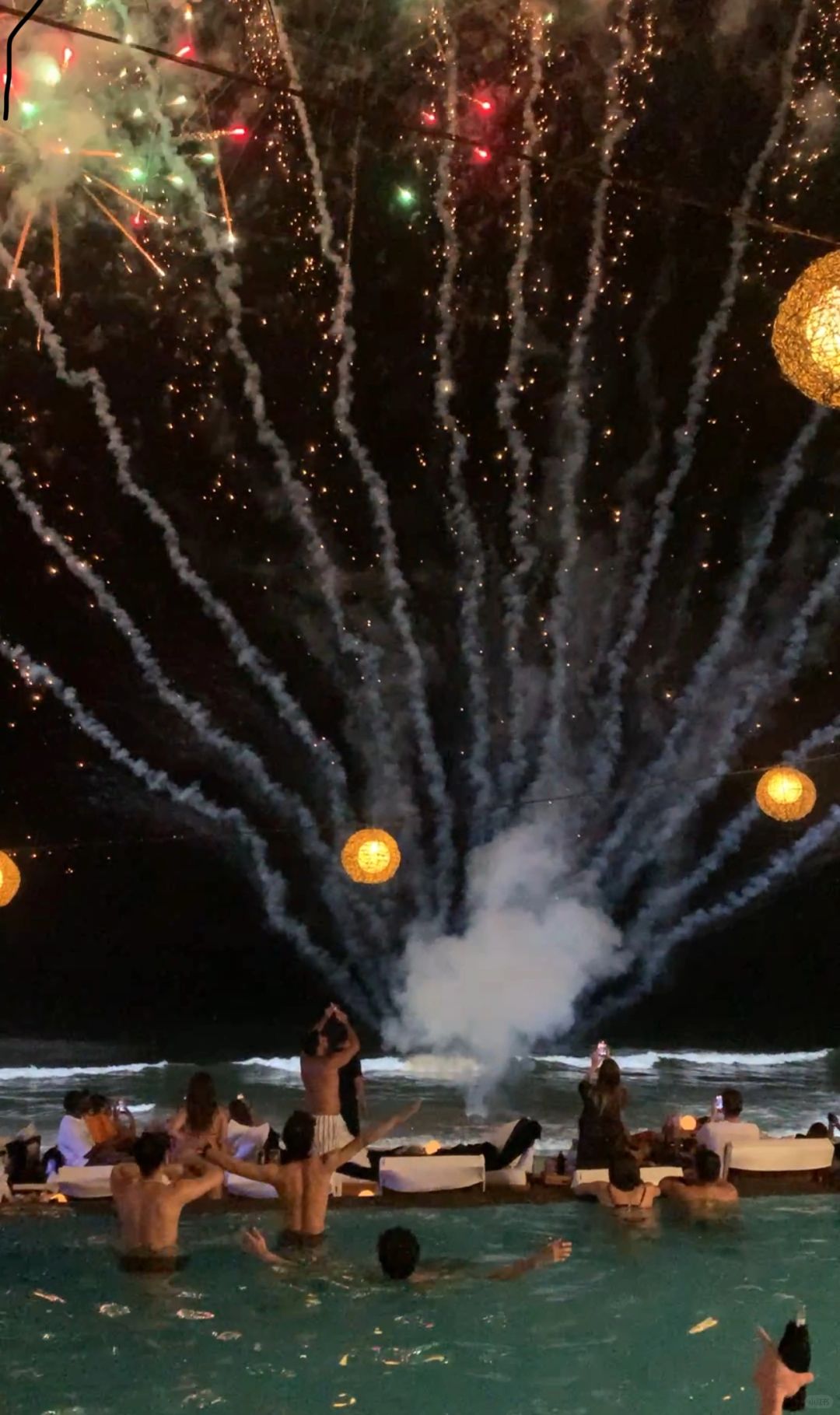 Bali-Finns, dancing at Bali's largest floating sea bar, touching the handsome guy's chest muscles