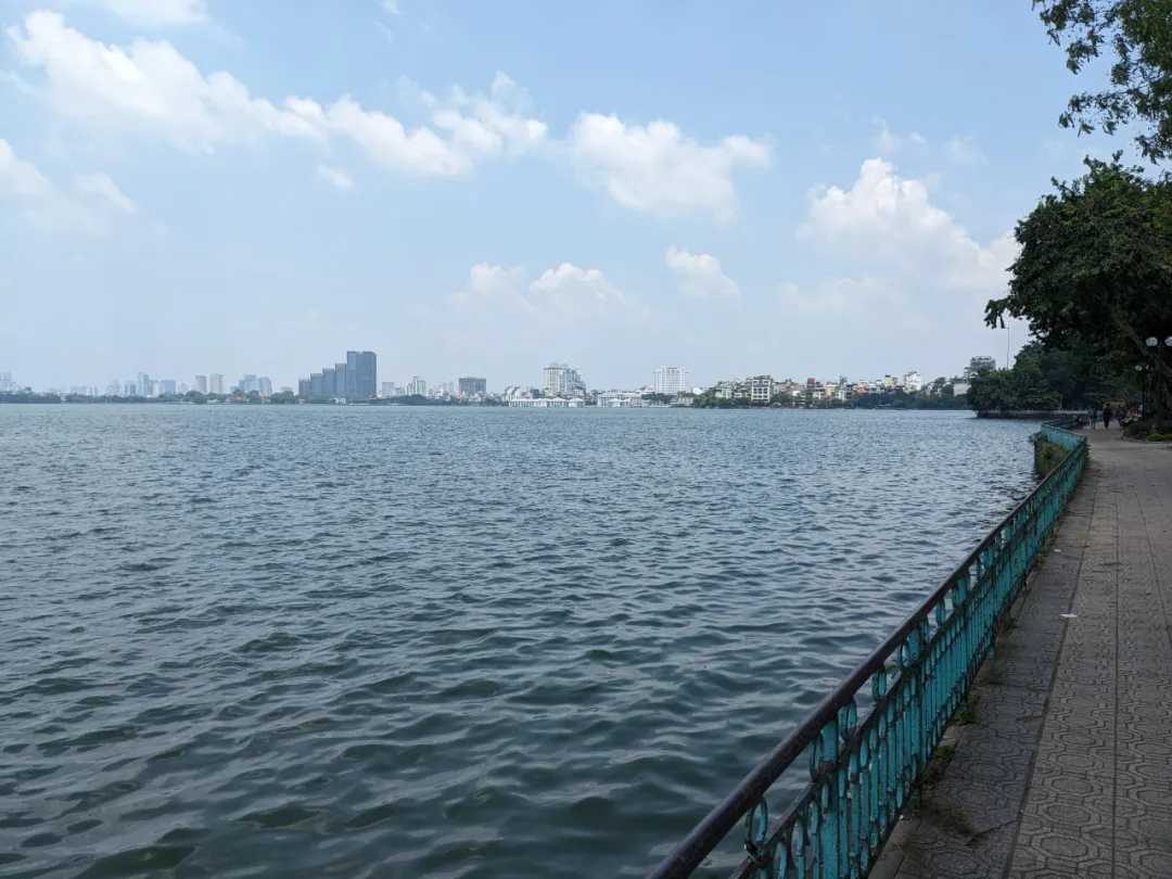 Hanoi-City walks in Hanoi, Vietnam. Visit the Temple of Literature, Hoan Kiem Lake, Hanoi Old Street and the Pink Church