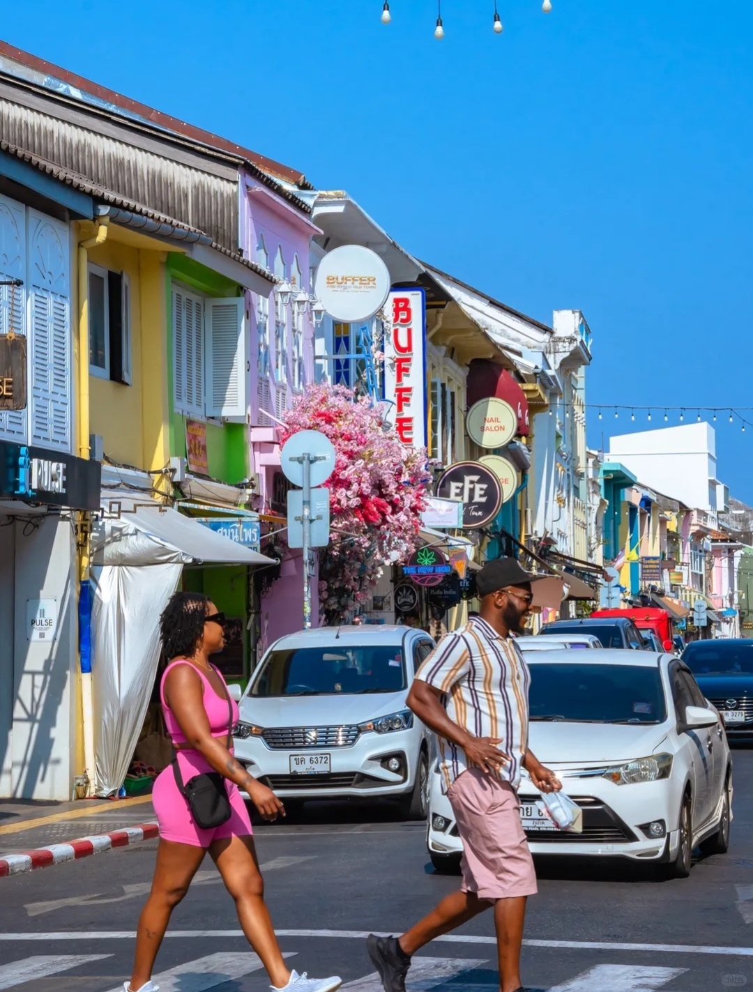 Phuket-Walking tour in Phuket Town. Visit the weekend night market, Rose Wall Cafe and Tiffany Blue House