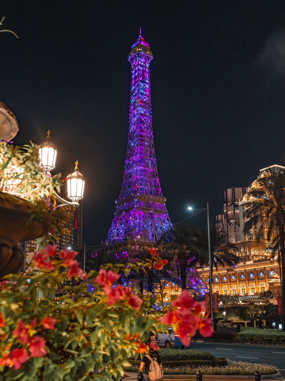 Macao-Travel to Macau at night and feel like you are traveling to the magical world of Harry Potter