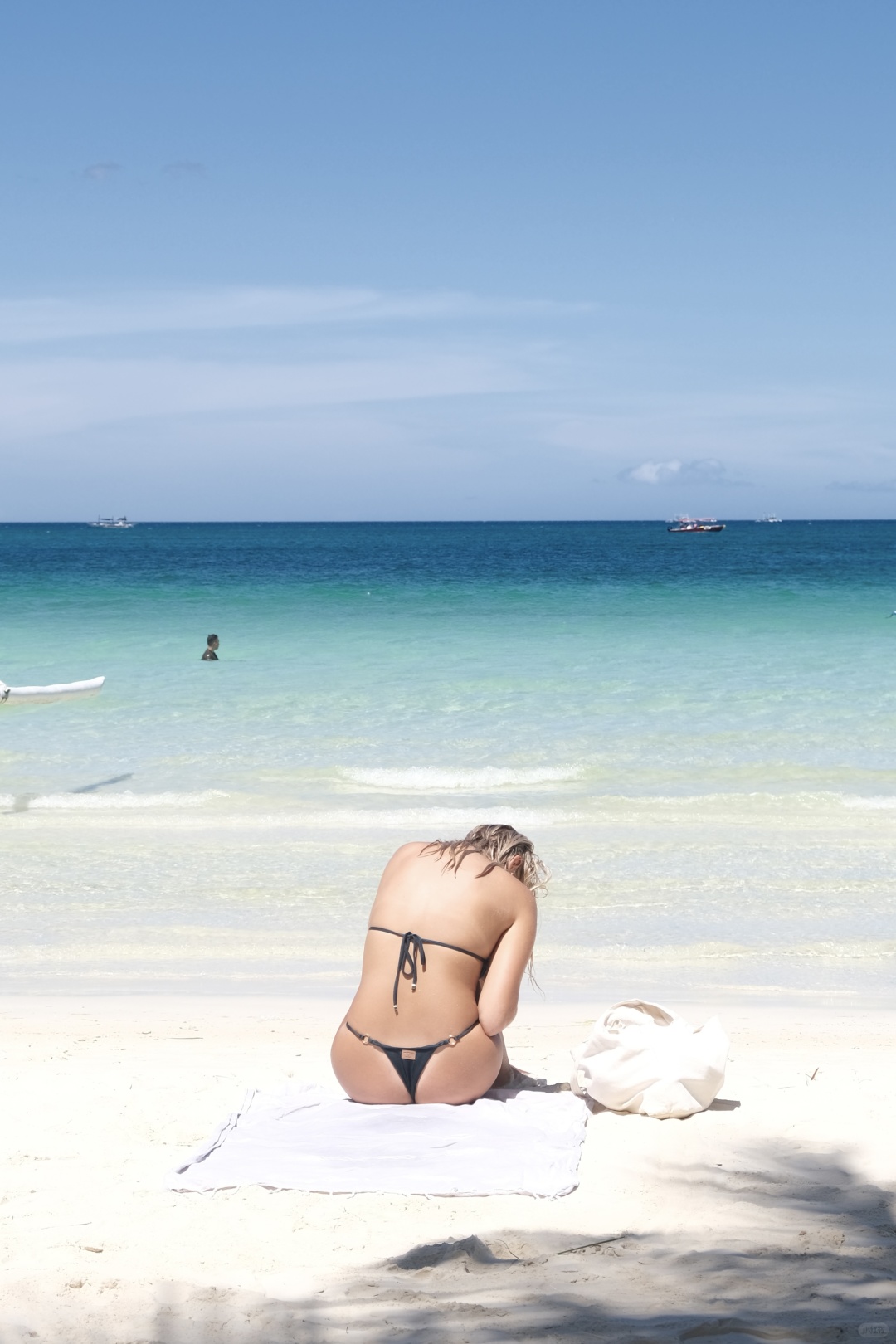 Boracay-Boracay is a great place for low-cost and daze,⛱️ sunbathing naked on the beach