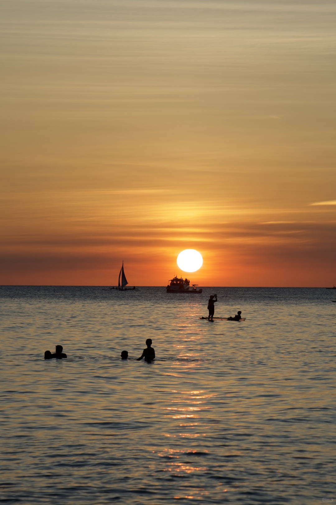 Boracay-Boracay is a great place for low-cost and daze,⛱️ sunbathing naked on the beach