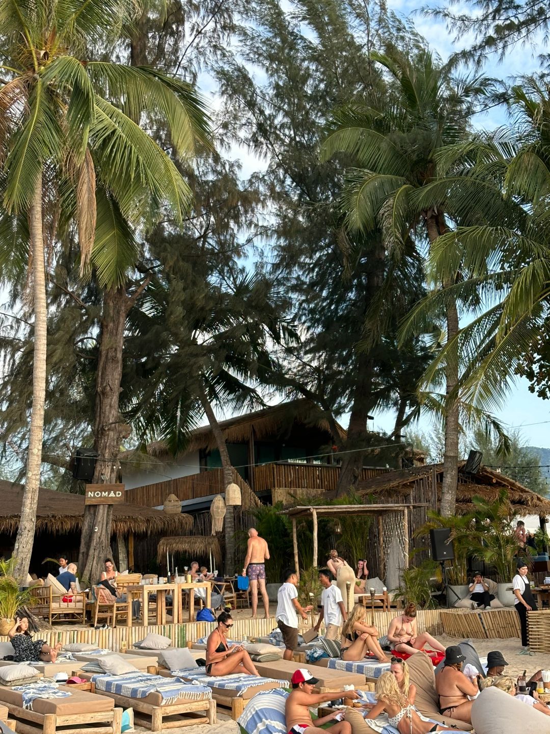 Phuket-Nomad Beach Club, a bohemian bar in Phuket, where you can relax on the lazy sofa