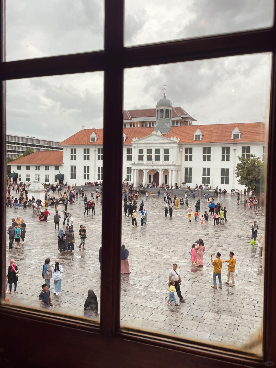 Jakarta-Batavia, Jakarta, a century-old coffee shop left over from the Dutch colonial period