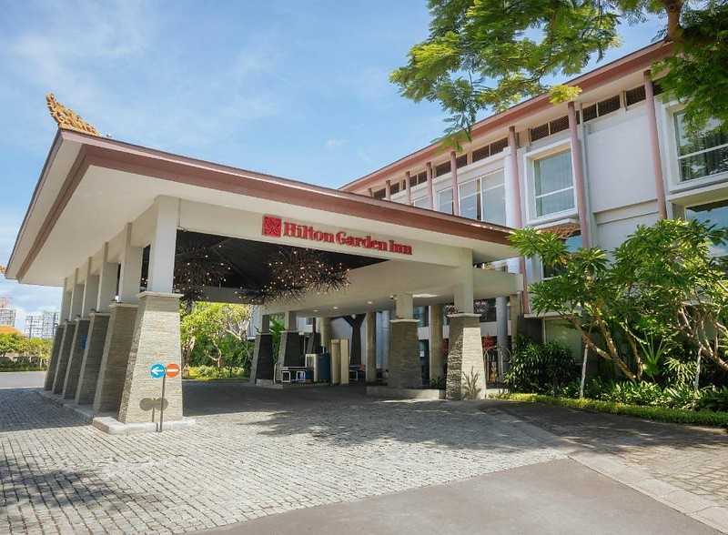 Jakarta-Hilton Garden Inn Bali Ngurah Rai Airport in Bali, Indonesia, gold card members and above enjoy free breakfast