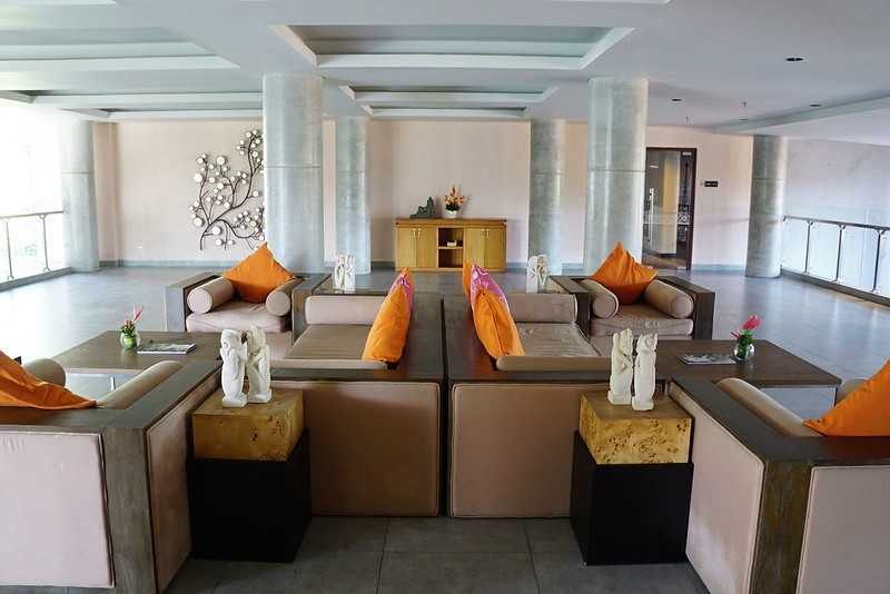 Jakarta-Hilton Garden Inn Bali Ngurah Rai Airport in Bali, Indonesia, gold card members and above enjoy free breakfast