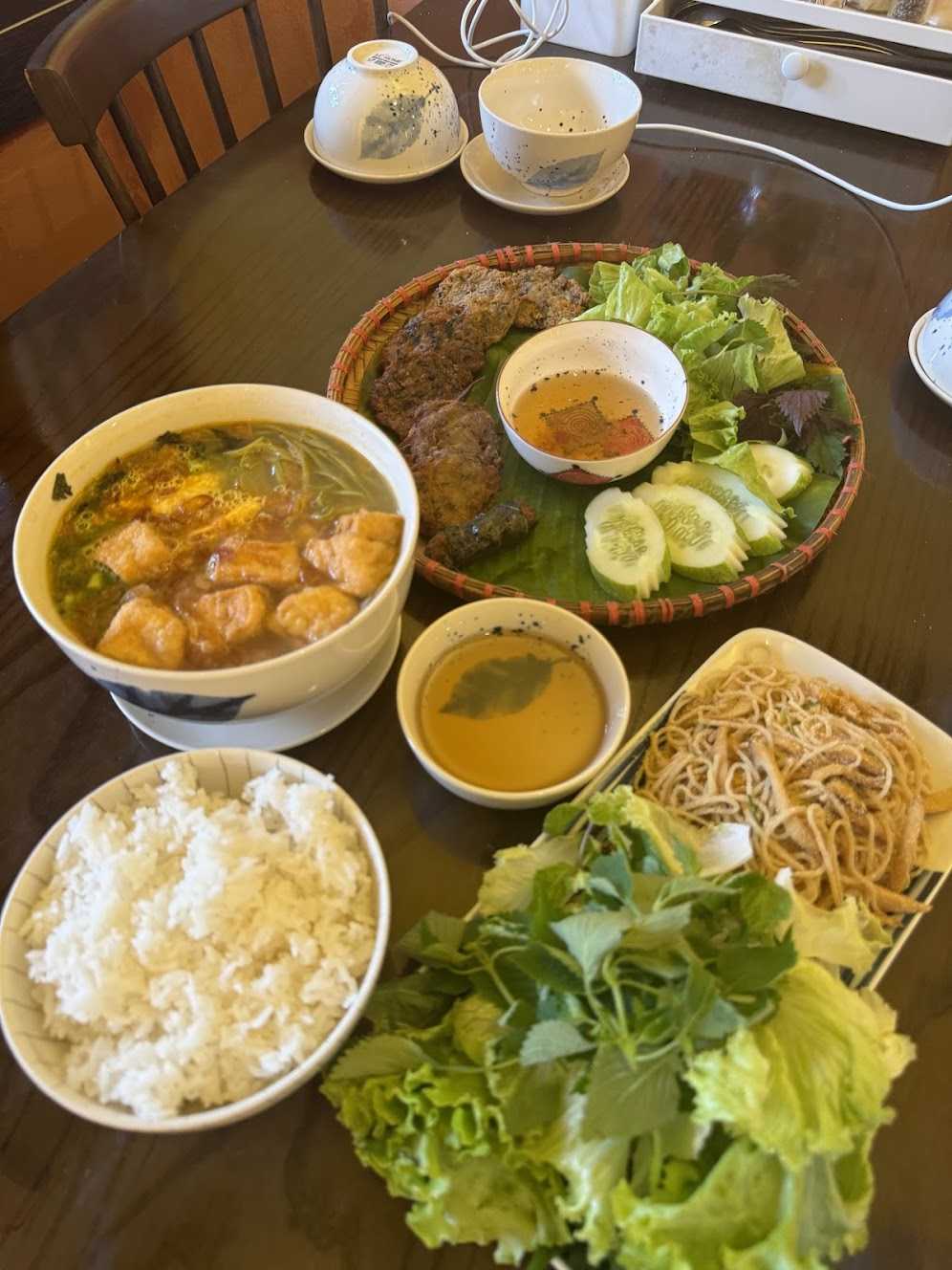 Hanoi-Top 5 vegetarian and vegan restaurants in Hanoi with no private recommendations. The choice of vegetarians.