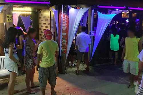 Boracay-Boracay's red light district nightlife, and sexy, beautiful and open Filipino girls