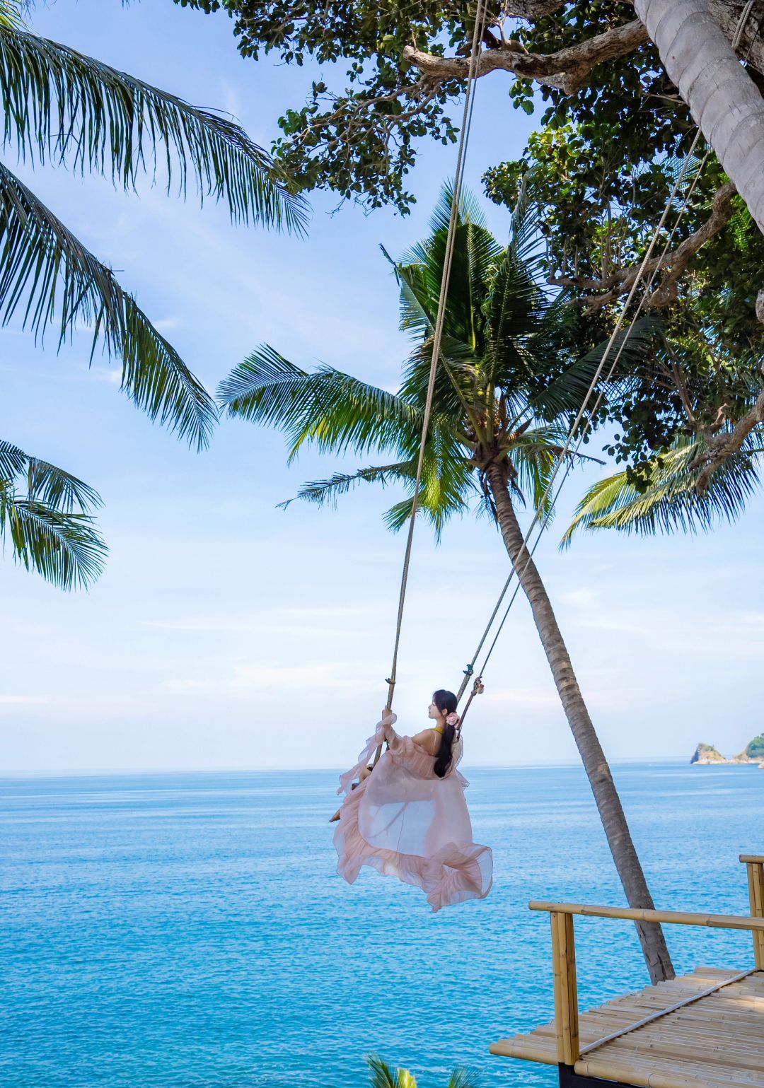 Phuket-Cafe Phuket View Point, Patong Beach, Phuket, a cafe restaurant with a sea swing