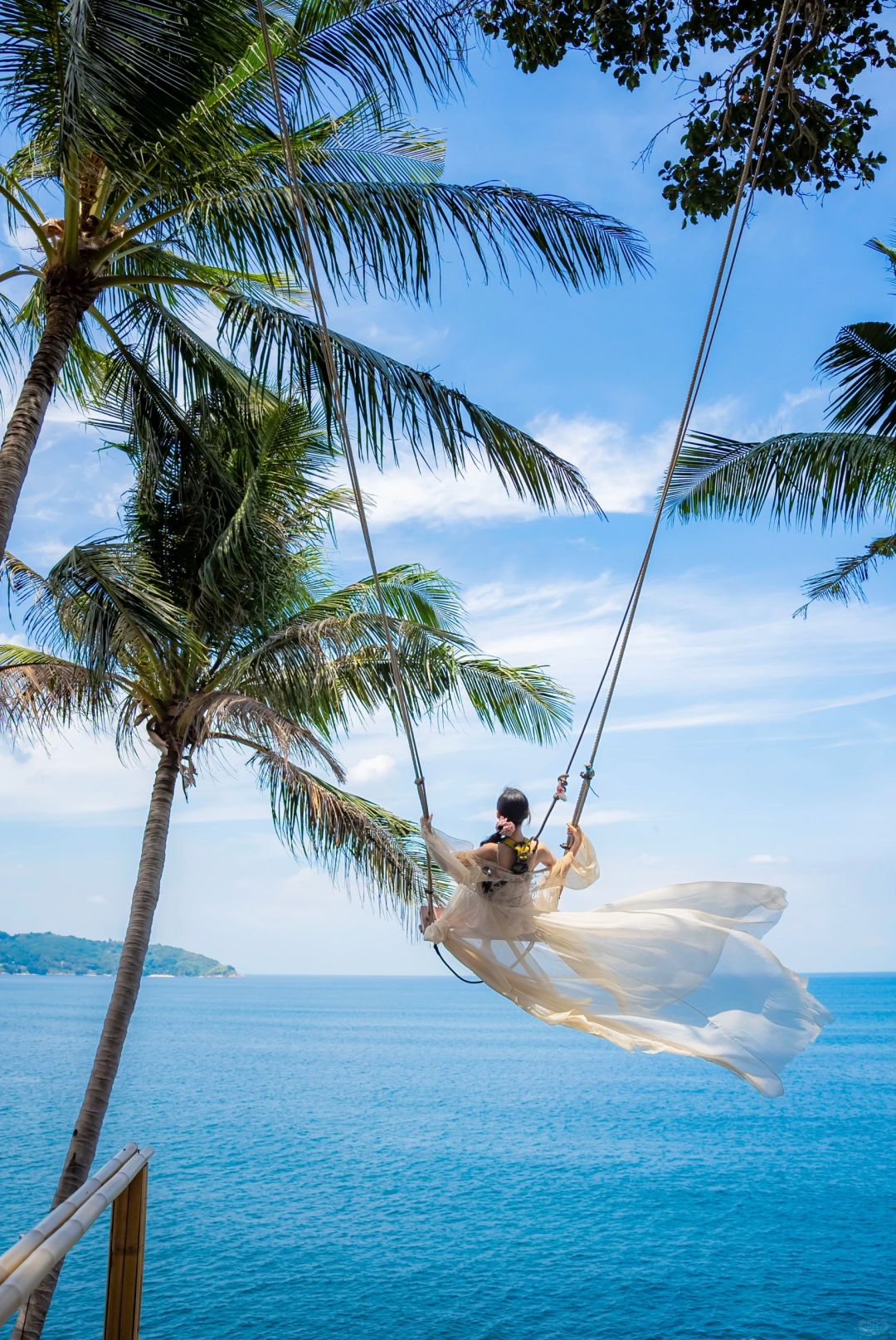 Phuket-Cafe Phuket View Point, Patong Beach, Phuket, a cafe restaurant with a sea swing