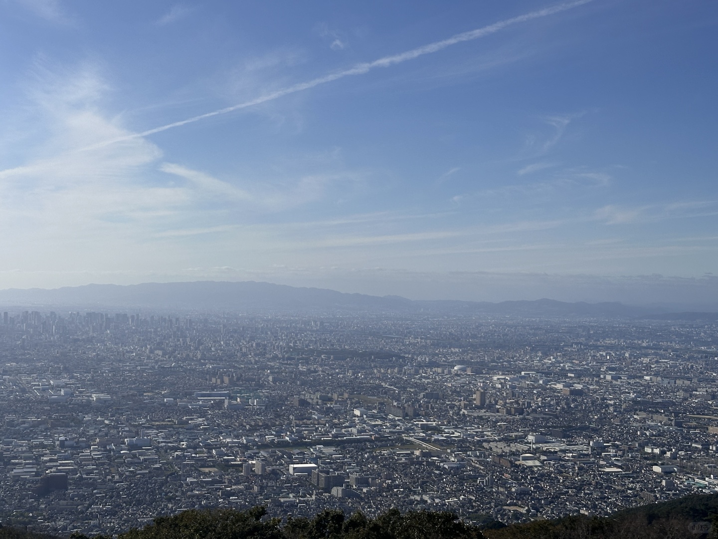 Osaka-Osaka Ikomayama Land, overlooking the scenery of Osaka and the golden ocean at sunset