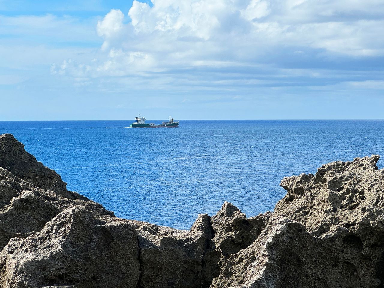 Okinawa-Cape Chinen, Cape Manzamo, and Cape Zanpa. Okinawa attractions for nature lovers