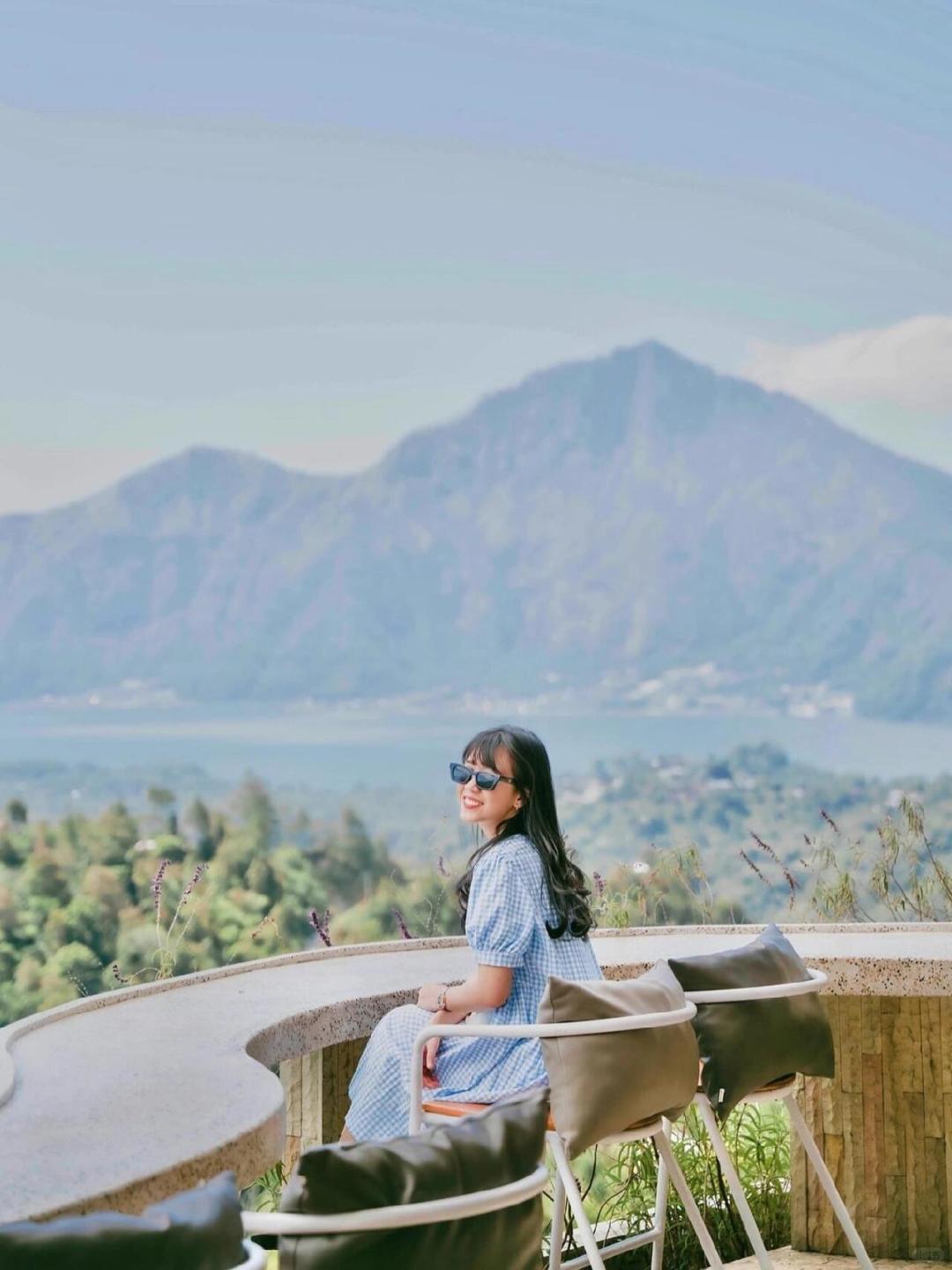 Bali-The 5 Most Beautiful Volcanic Landscape Caf é s in Bali, Enjoy the Scenery and Taste the Cuisine