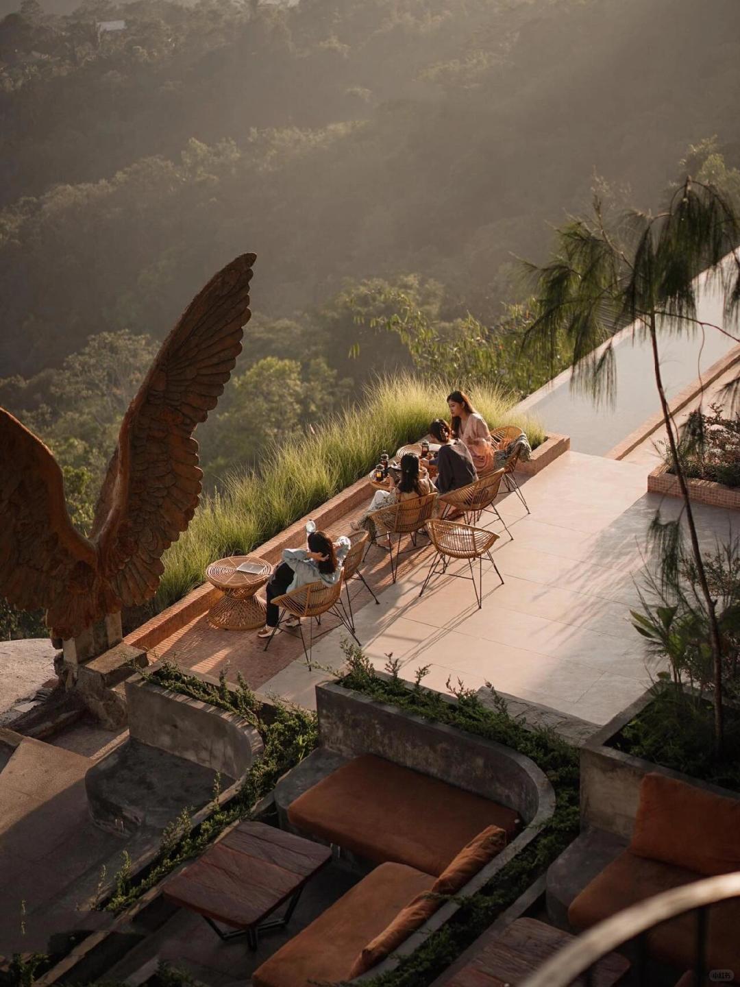 Bali-The 5 Most Beautiful Volcanic Landscape Caf é s in Bali, Enjoy the Scenery and Taste the Cuisine