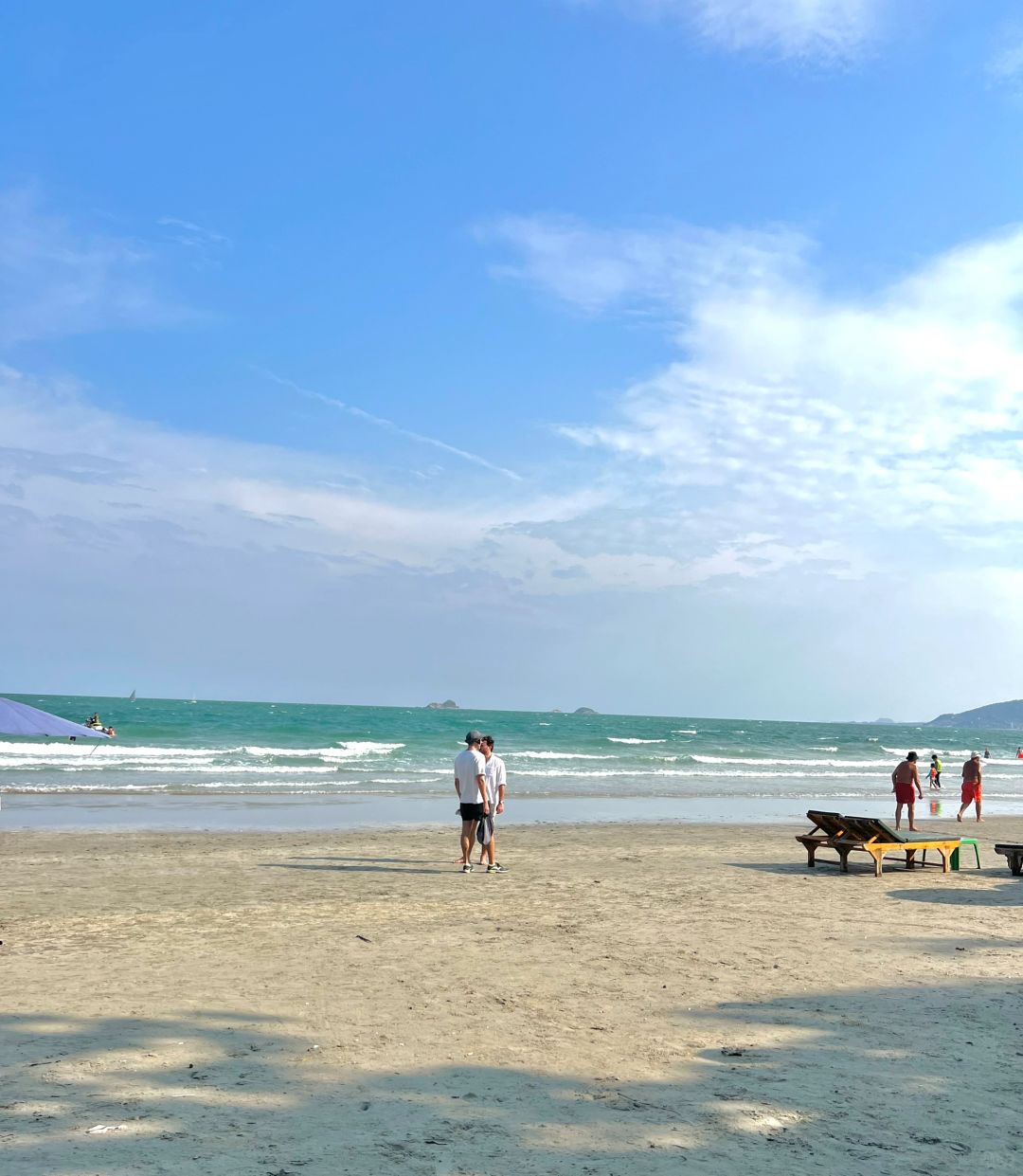 Hua Hin-Pineapple Surf Club at Hua Hin Beach, beach walking, swimming and horse riding