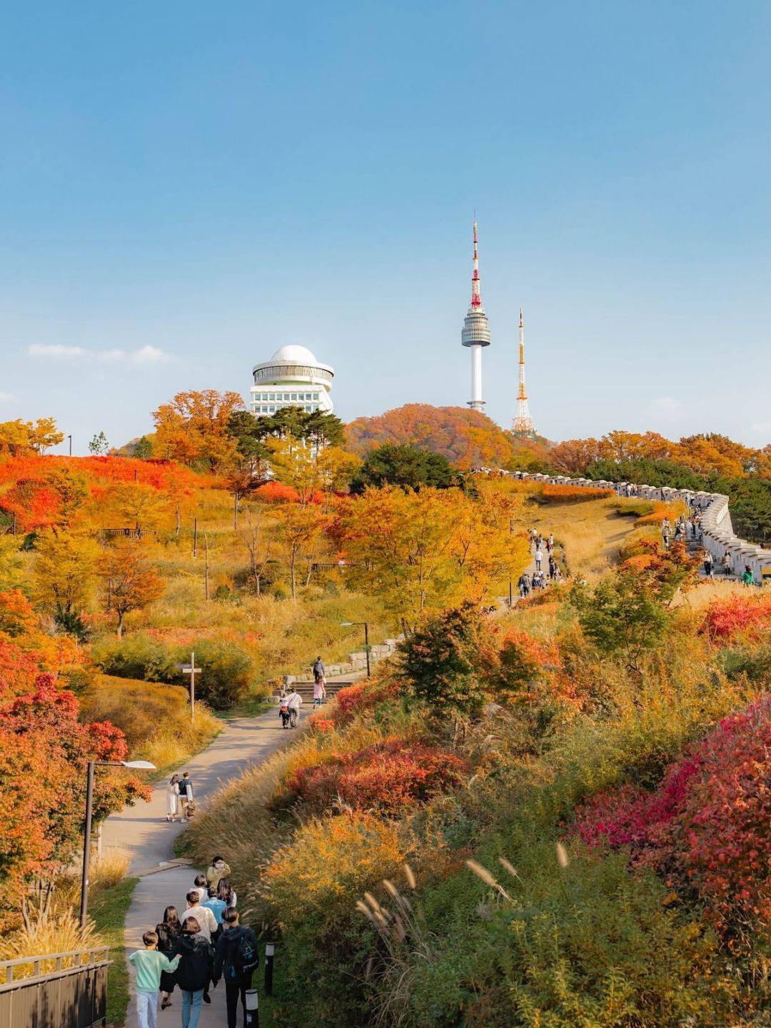 Seoul-Seoul Namsan Park Baekbeom Square, 🦙enjoy the most beautiful autumn in Korea