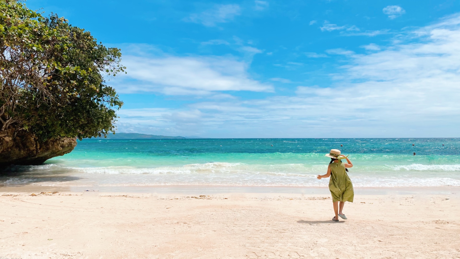 Boracay-Boracay Willy's Rock, Bulabog Beach, Crystal Cove island, Puka Shell Beach travel guide