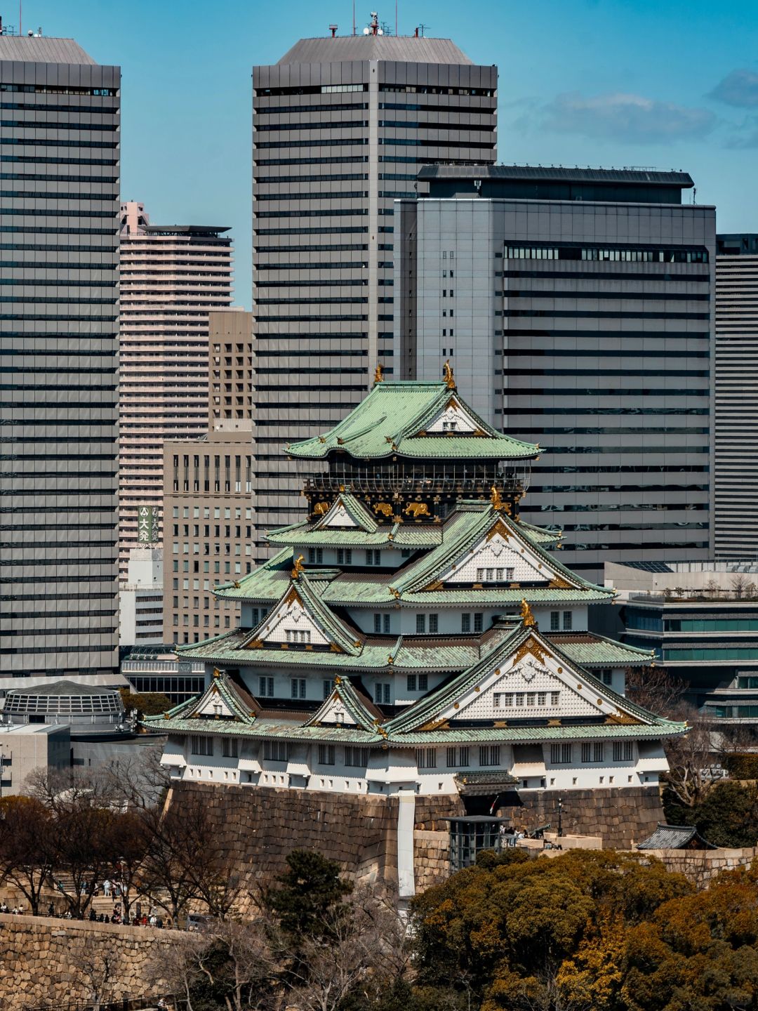 Osaka-Osaka is really a city straight out of anime, with neon signs and snacks all over the streets