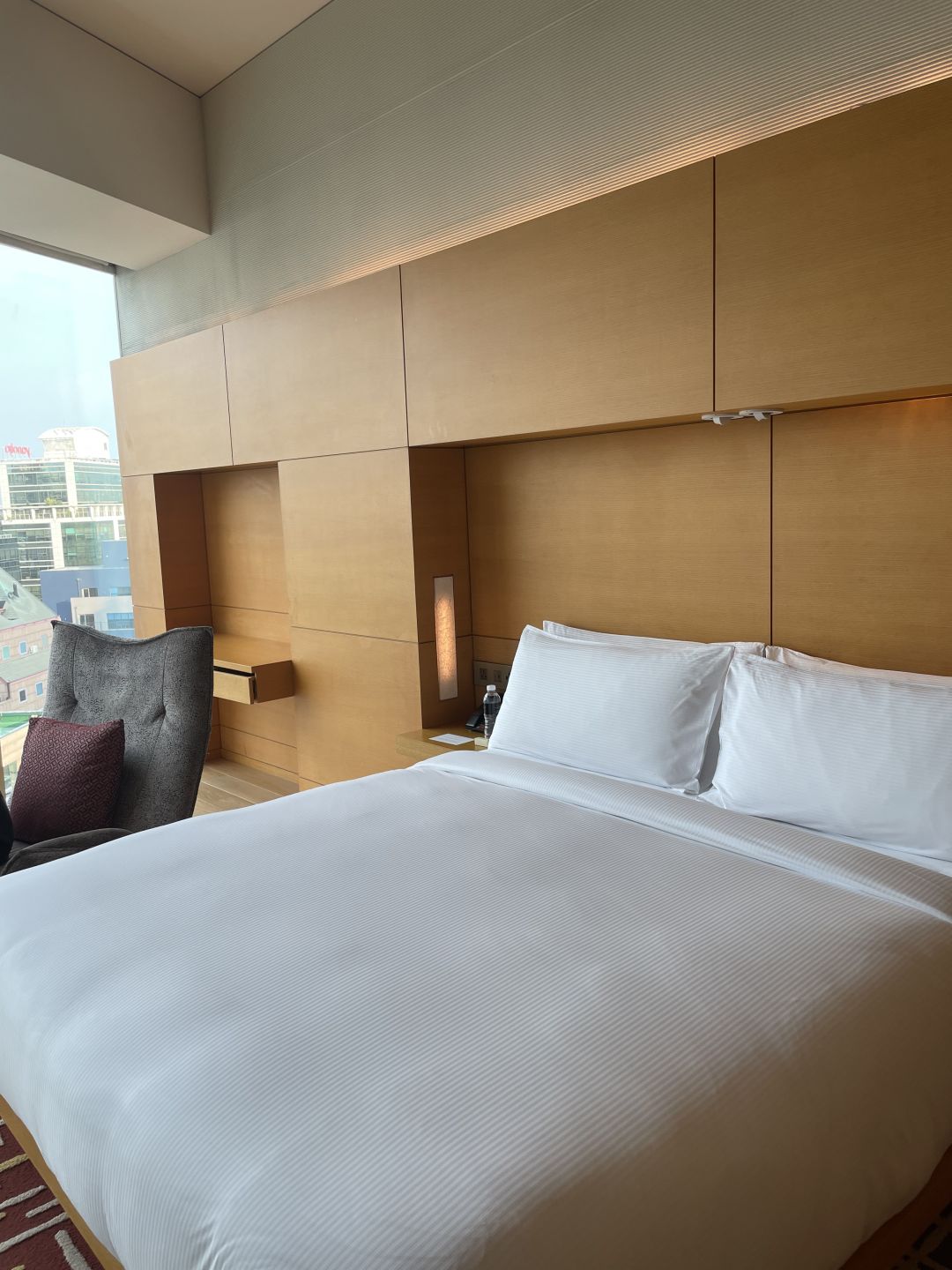 Seoul-Park Hyatt Seoul is next to COEX and Hyundai Mall, 🎄making it convenient for shopping for luxury goods