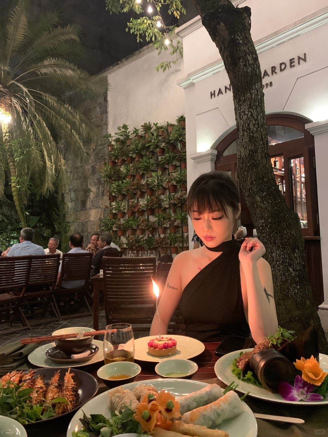 Hanoi-Hanoi Michelin restaurant Graden celebrates birthday, French architectural style very romantic