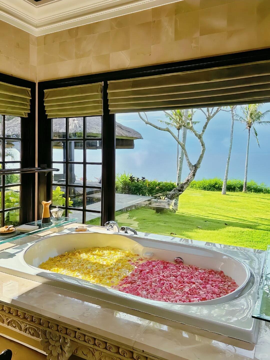 Bali-Ayana Hotel Bali, two-color petal bathtub, experience sunset sea view and white sand beach