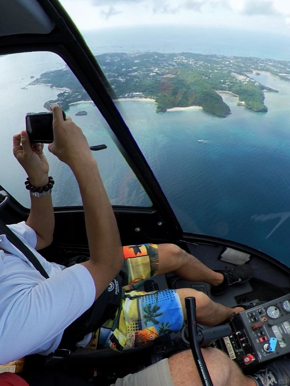 Boracay-Boracay helicopter tour around the island, 🚁review the white sand beach and blue water