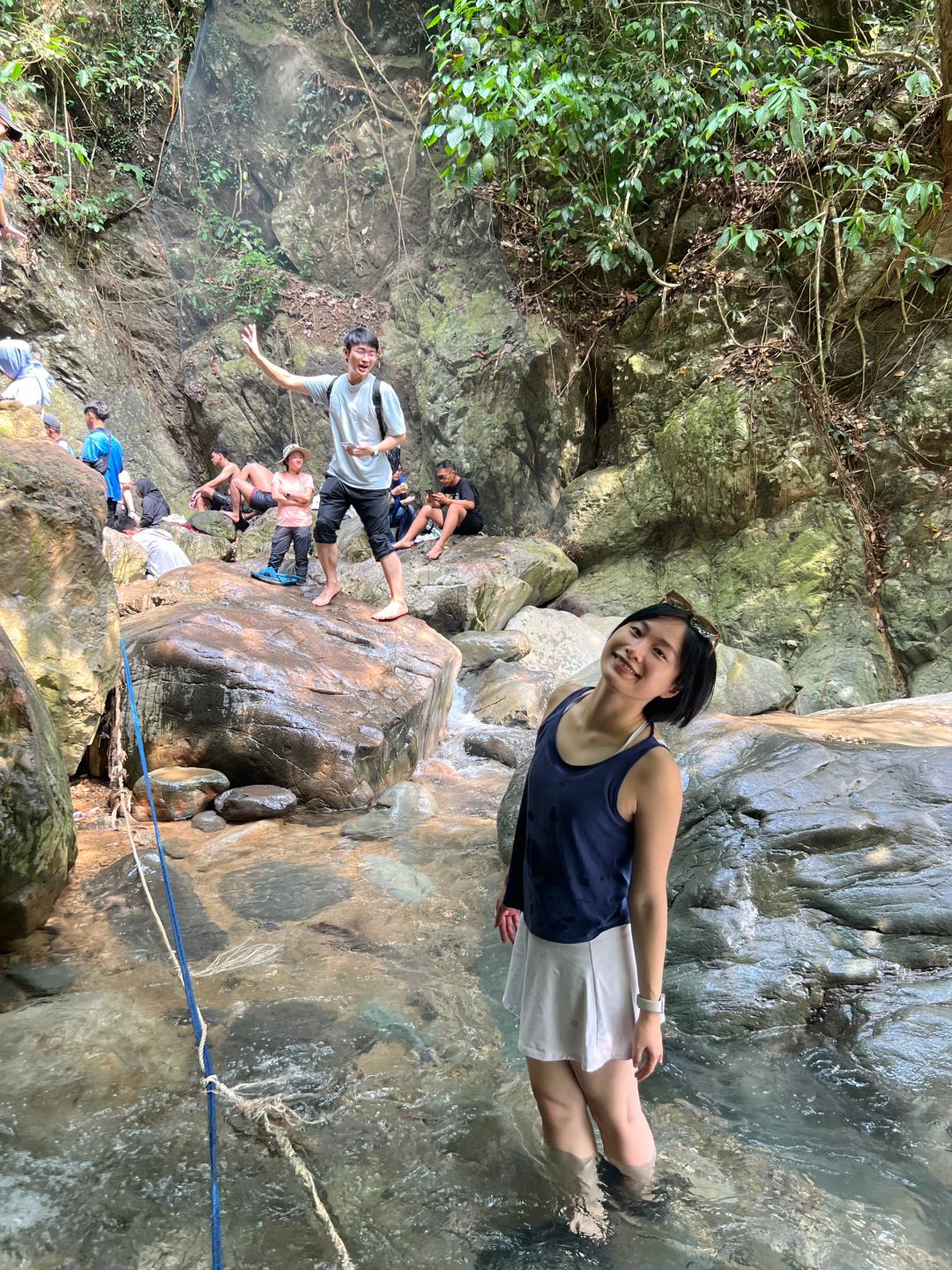 Jakarta-When traveling to Jakarta, you must go to Bogor to play in the river and see the waterfalls