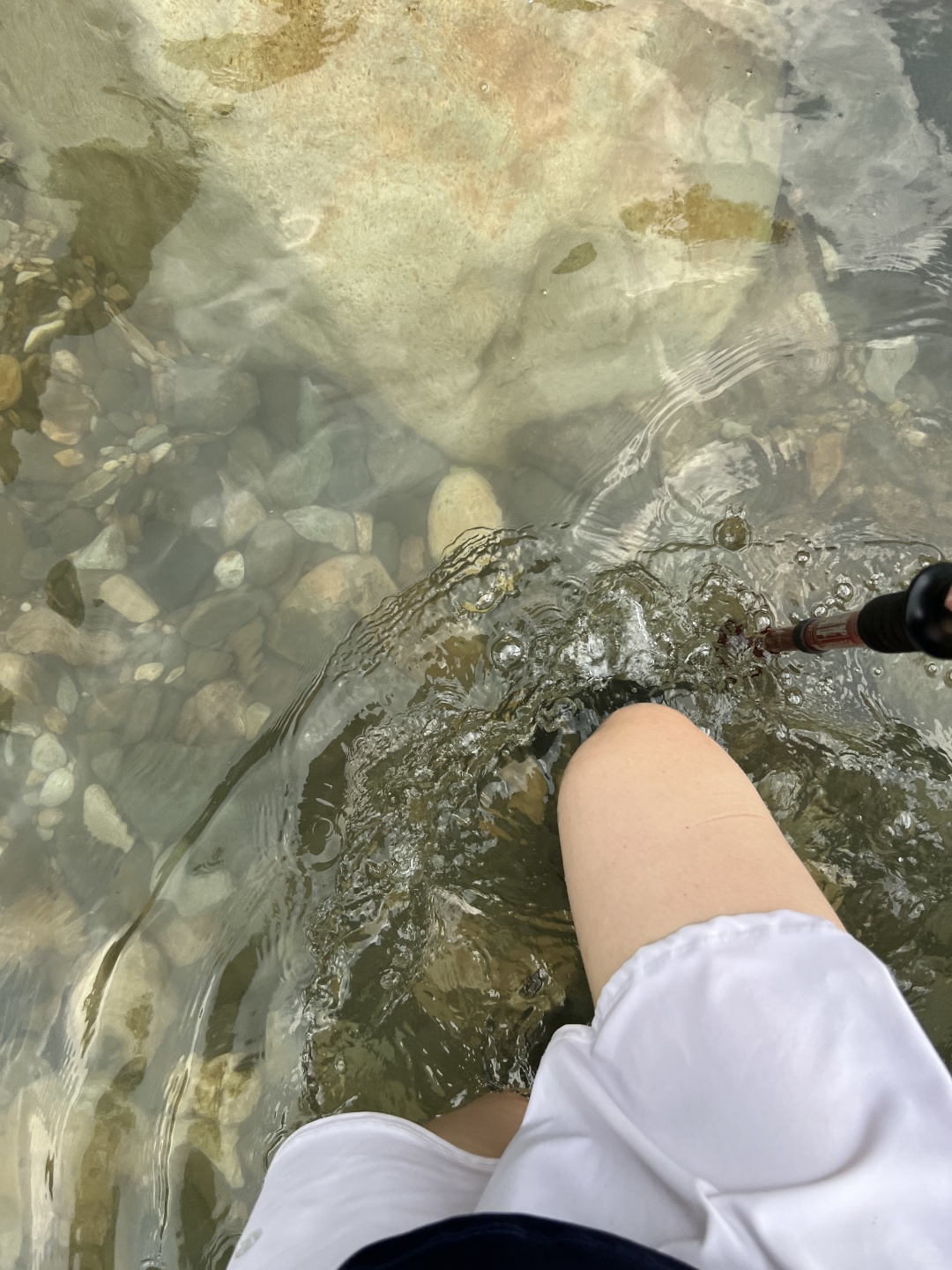 Jakarta-When traveling to Jakarta, you must go to Bogor to play in the river and see the waterfalls