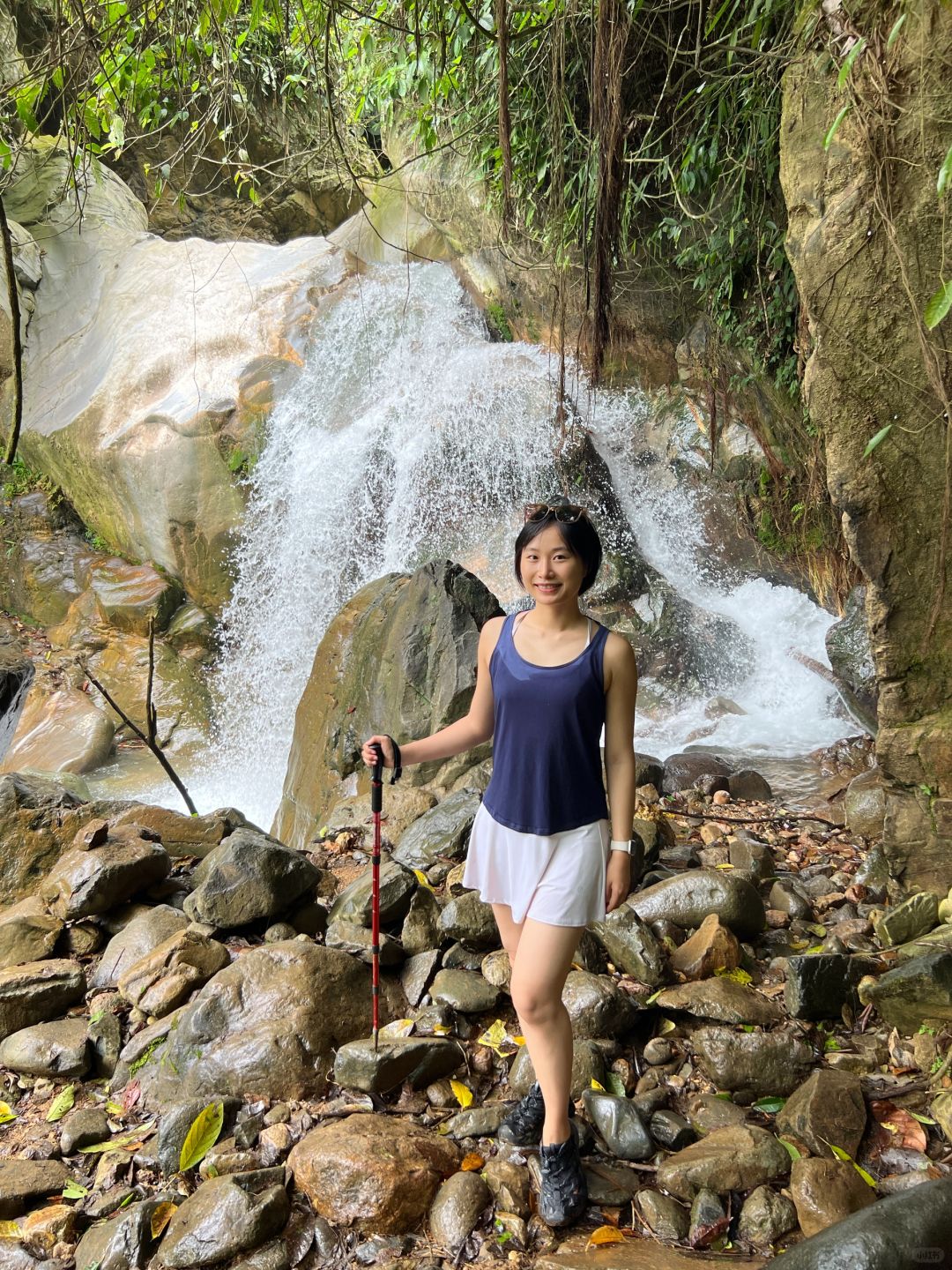 Jakarta-When traveling to Jakarta, you must go to Bogor to play in the river and see the waterfalls