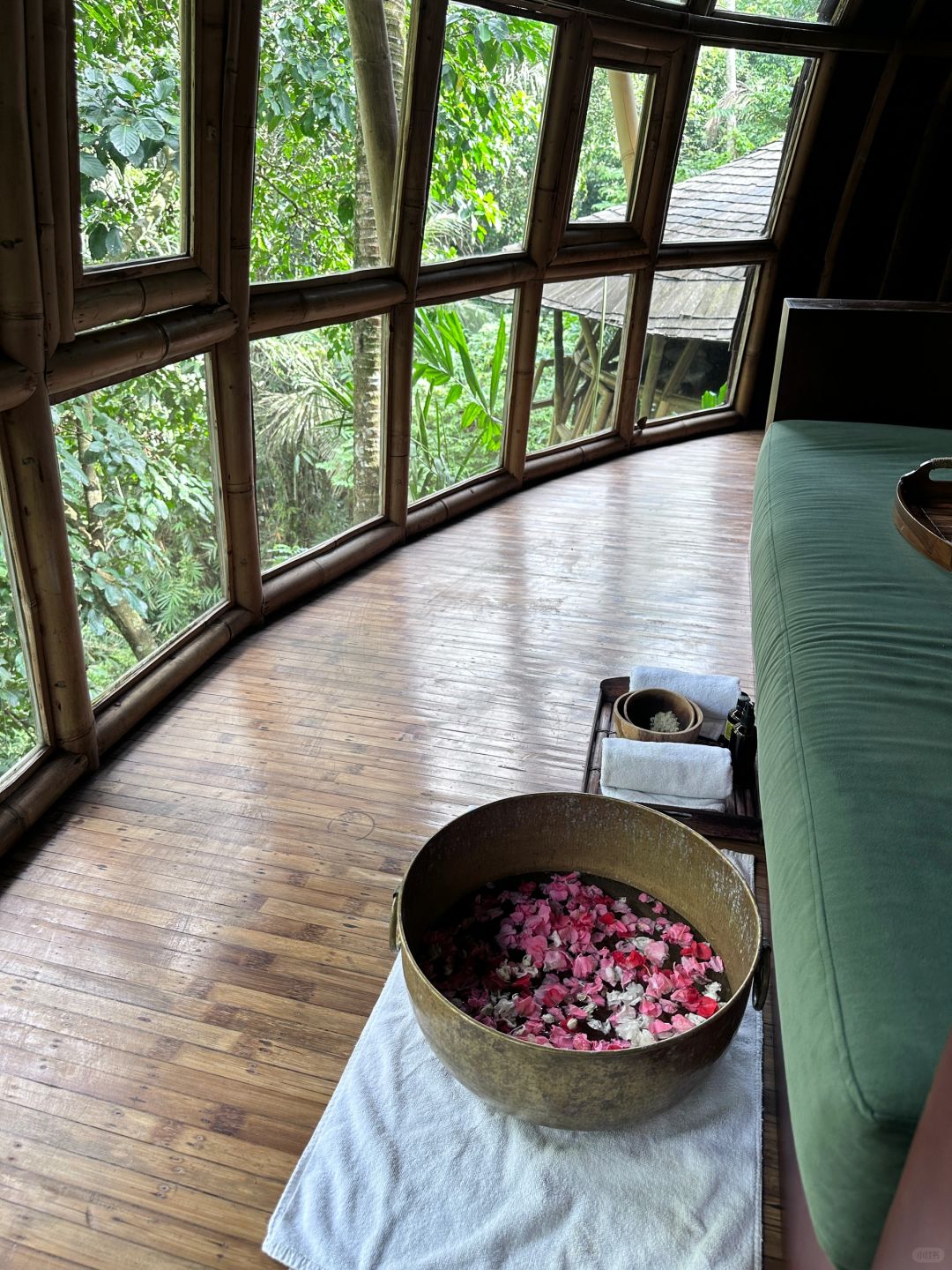 Bali-Mekar Spa Massage Center, K Club Hotel Bali,🌺 immersive jungle petal bath