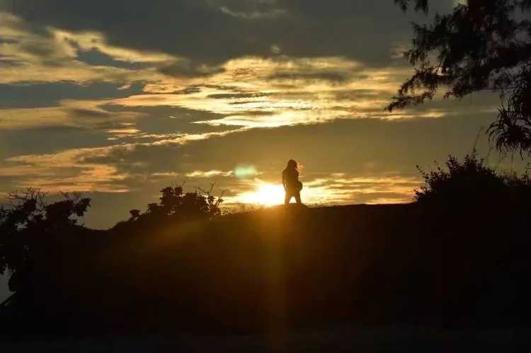 Krabi-Visit the Miranda Islands National Park, where there are few people and fine beaches