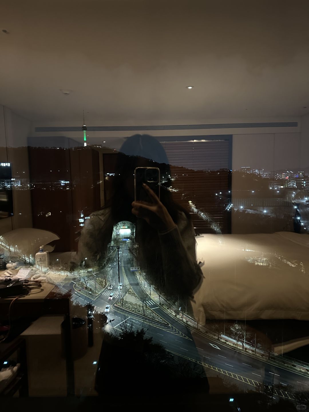 Seoul-The Shilla Hotel in Seoul, the room is not very big and you can see the Seoul Tower