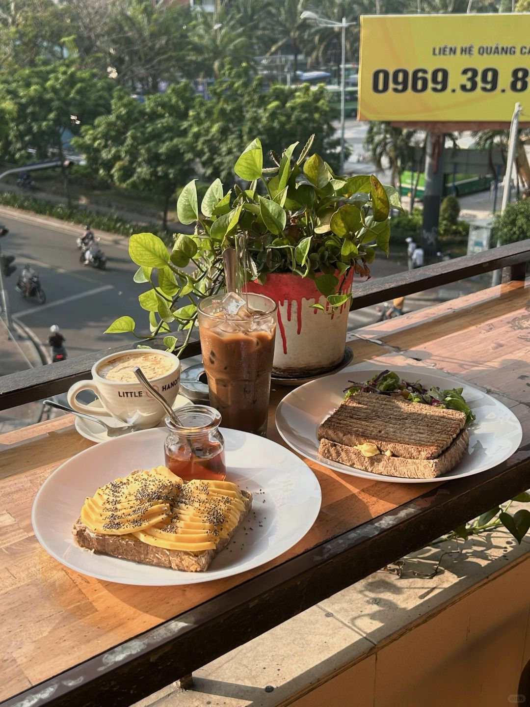 Ho Chi Minh-My favorite place in Ho Chi Minh City, Little Hanoi, recommended mango toast and egg coffee