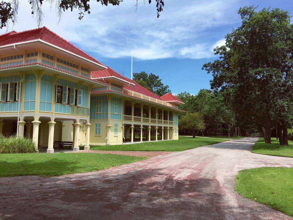 Hua Hin-Maruekhathaiyawan Palace, 📭a fresh and graceful royal palace next to Hua Hin Beach