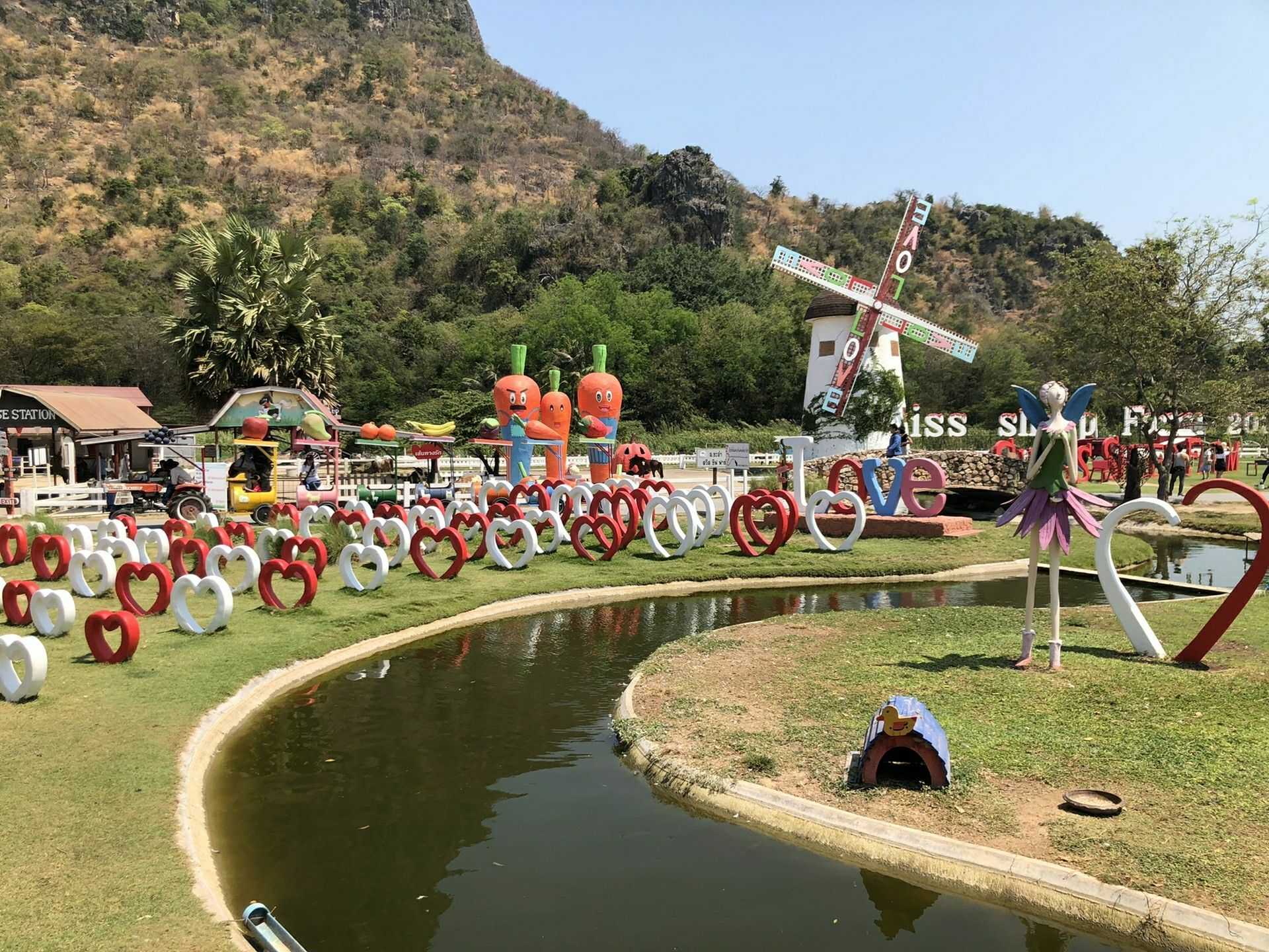 Hua Hin-Swiss Sheep Farm, 🦋mountain resort for Thai royals, the little sheep inside are very cute