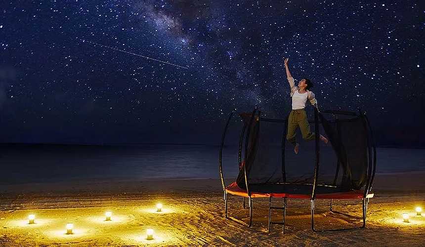 Okinawa-Explore Okinawa's secret scenery, Hoshinoya Group offers two spectacular views of the sunrise sauna and the starry sky of Amanokawa