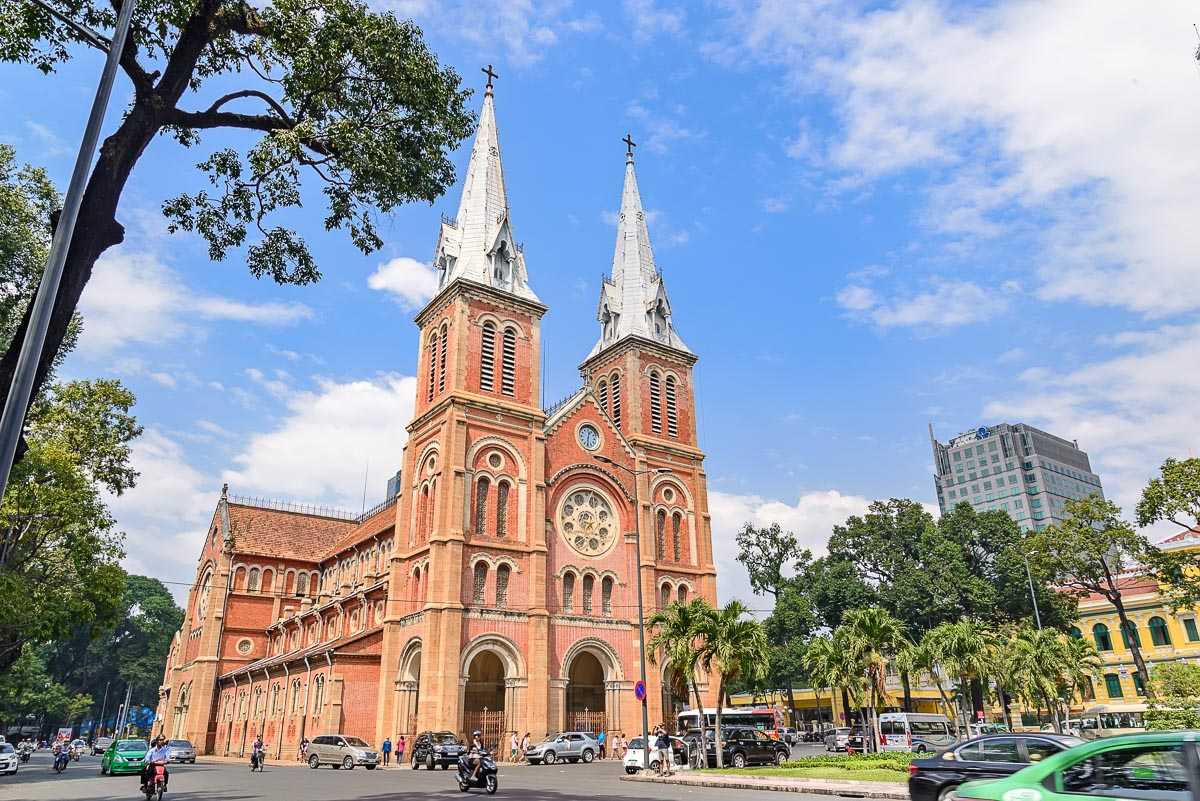 Ho Chi Minh-2025 Ho Chi Minh City, Vietnam: Entertainment, Shopping, and Suburban Must-Visit Attractions