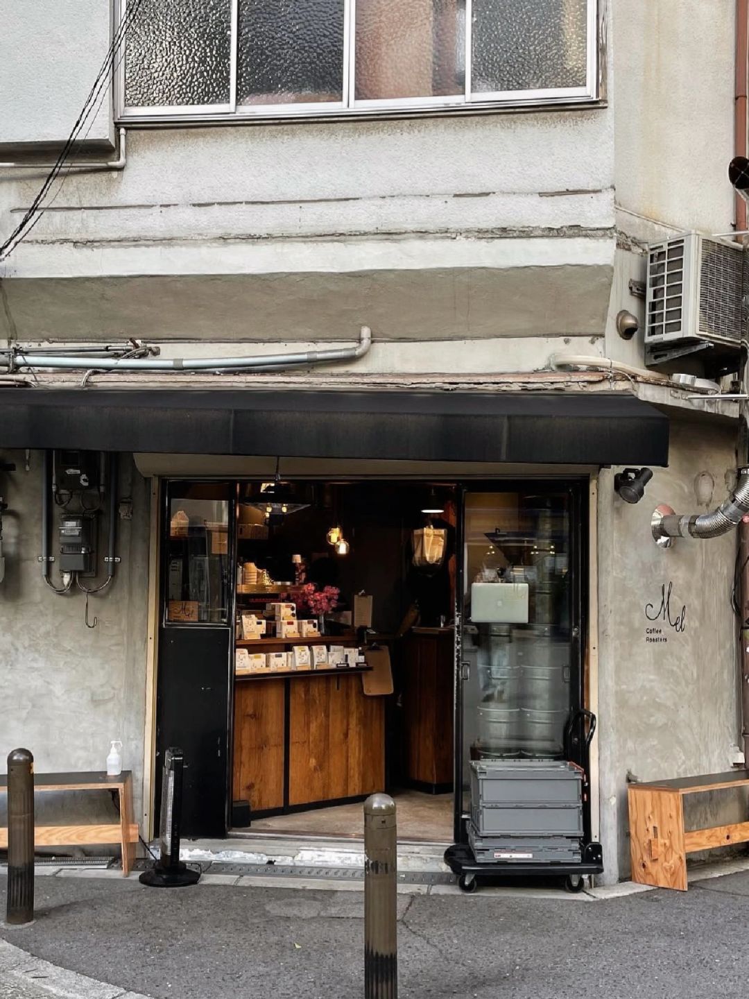 Osaka-Top 9 Cafes in Osaka: Neel Osaka, Mel Coffee Roasters, LILO Coffee, and Salon de AManTo