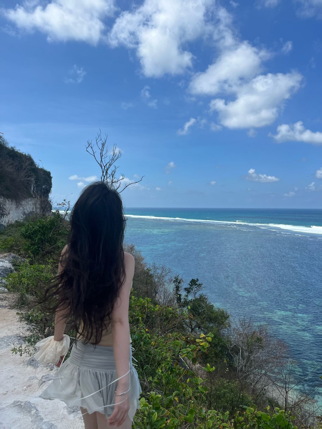 Bali-The last day in Bali, 📖guide to hiking on the cliff road. Rent a motorbike and ride around